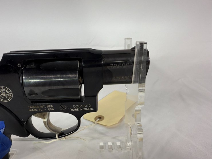 #59-•-taurus-ultralite-38-special-revolver-dx65802-image-12