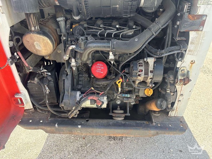 bobcat-t450-image-8