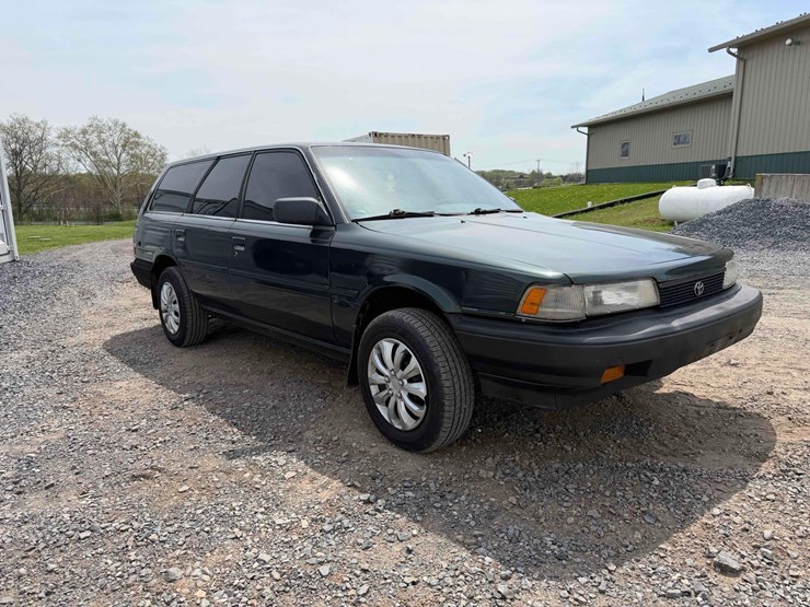 1990-toyota-camry-image-7