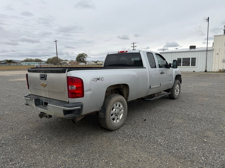 2012-chevrolet-silverado-3500hd-image-5