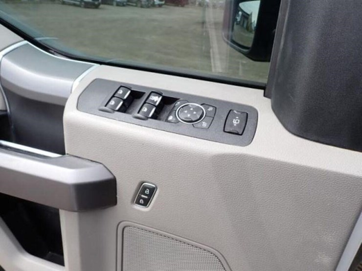 2018-ford-f250-xl-image-18