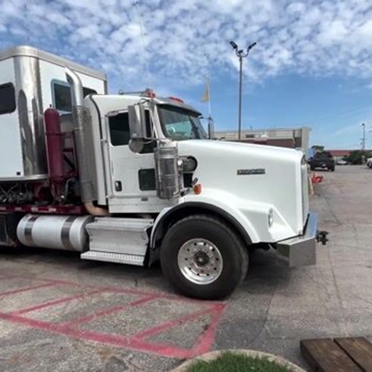 2008 KENWORTH T800