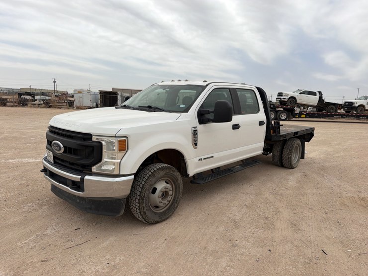 2021-ford-f350-image-2