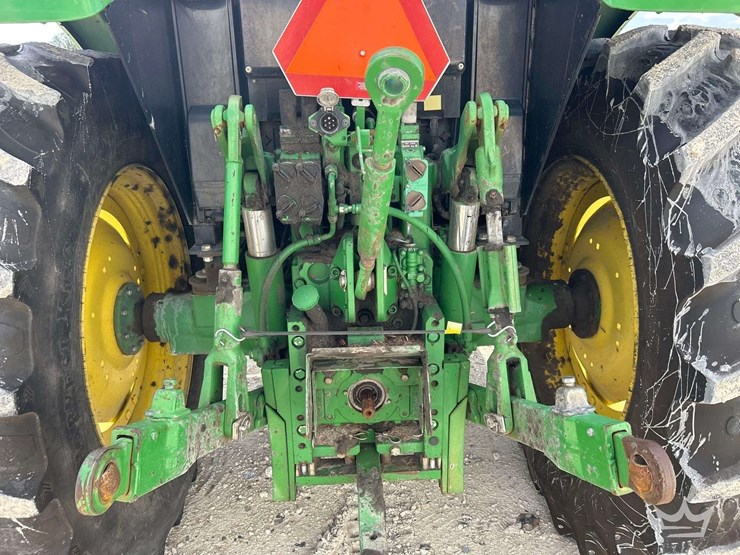 john-deere-6125m-image-12