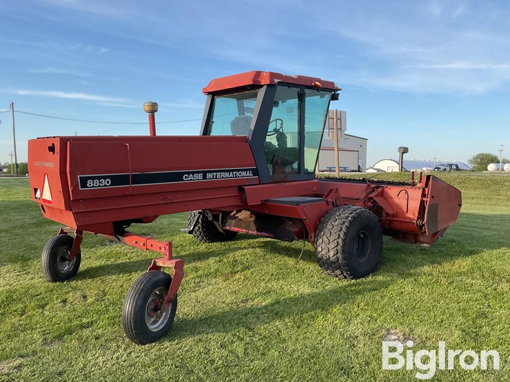 case-ih-8830-image-5