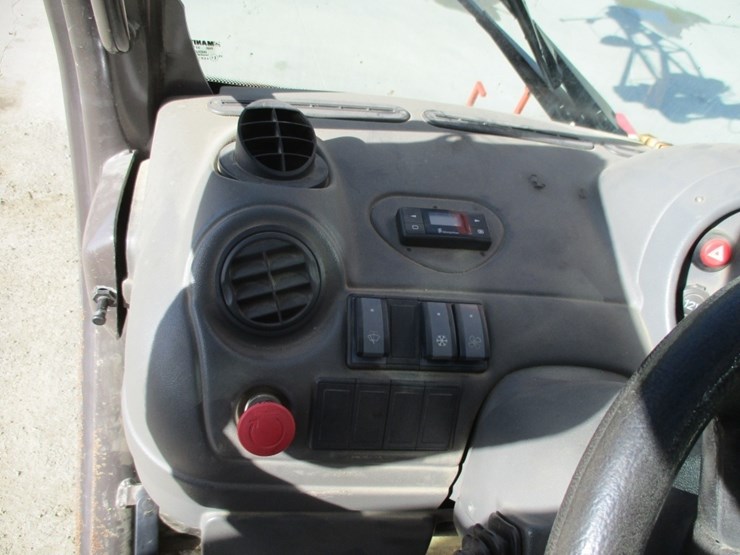 2019-manitou-mrt3255+-telescopic-reach-lift,-image-11