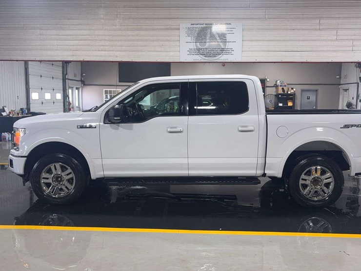 2020-ford-f150-image-2