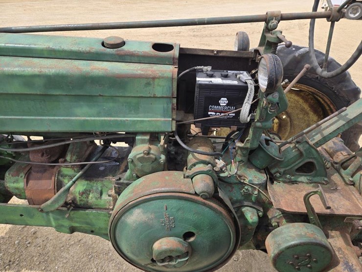 1944-john-deere-model-a-image-9
