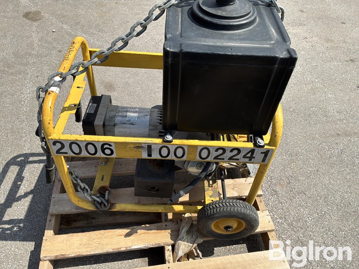massey-ferguson-730-image-11