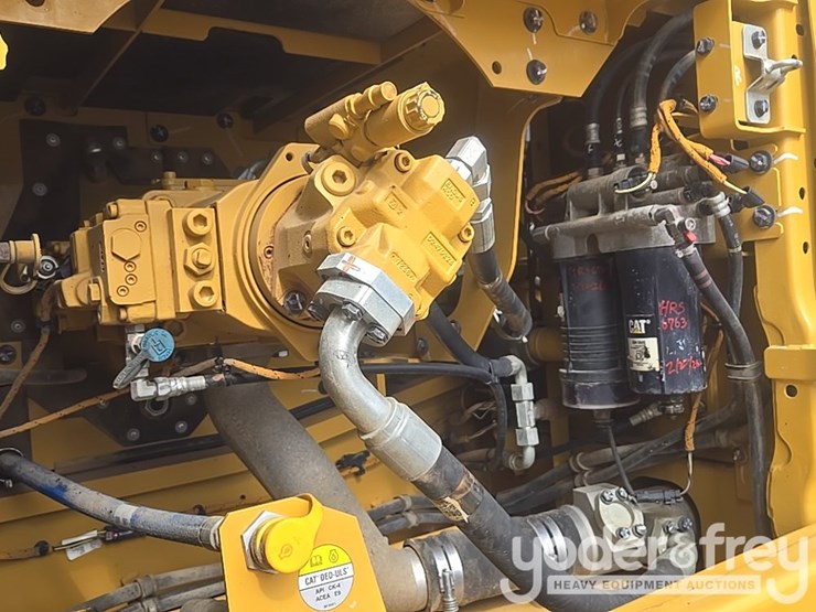 2019-caterpillar-336-image-42