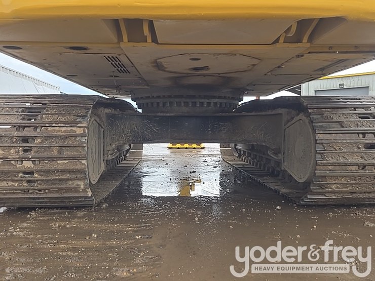 2017-caterpillar-336fl-image-21