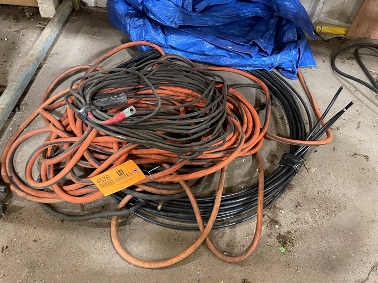 #4576-•-assortment-of-welding-leads-image-1