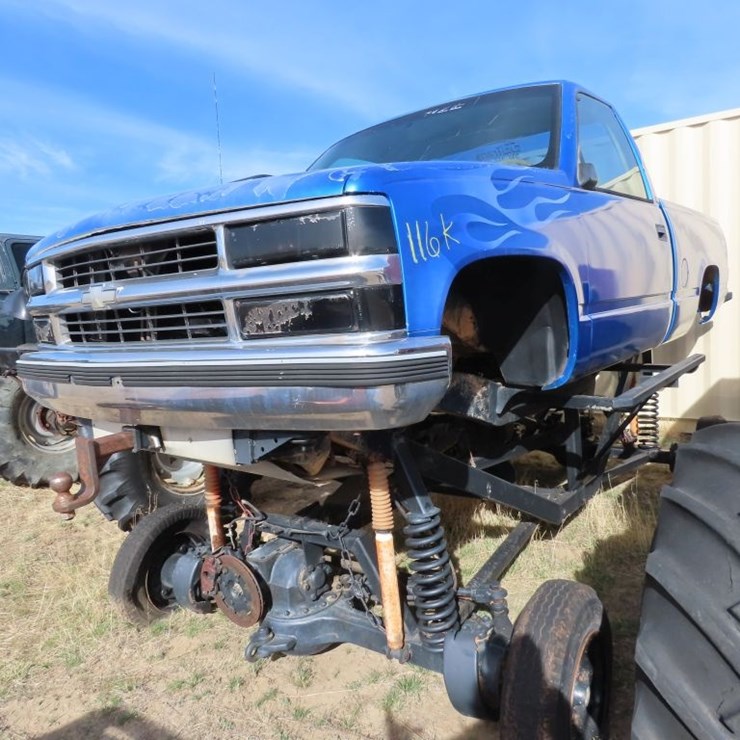 1999 Chevrolet Silverado Monster Truck