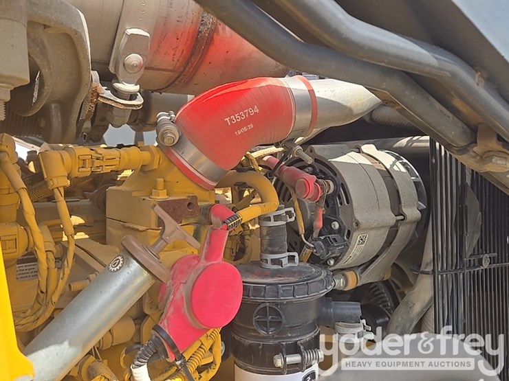 2020-deere-310sl-image-40
