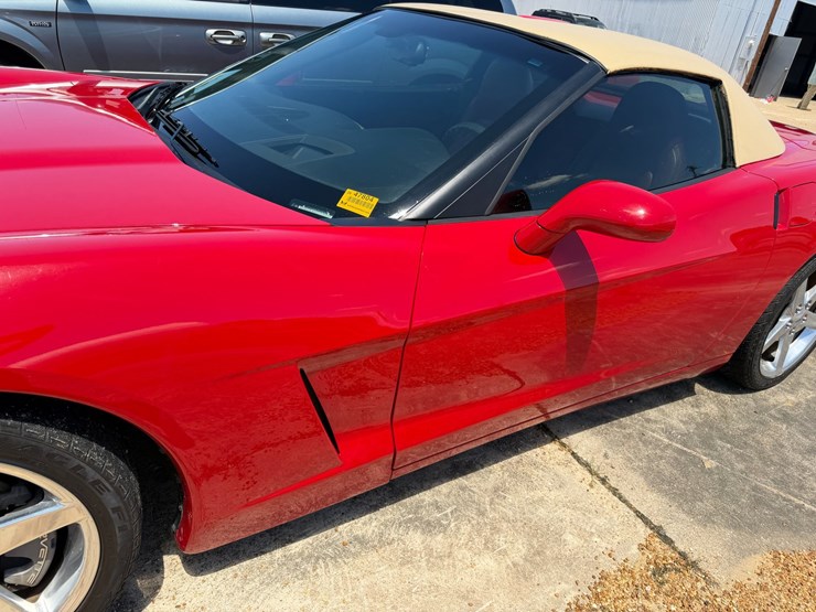 #47804-•-2005-chevrolet-corvette-convertible-vin:-1g1yy34u655124268-image-30