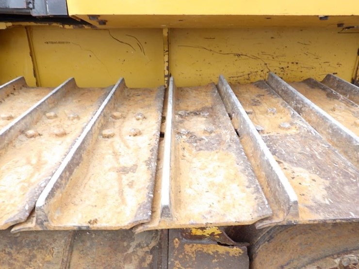 2015-caterpillar-d4k2-lgp-image-27