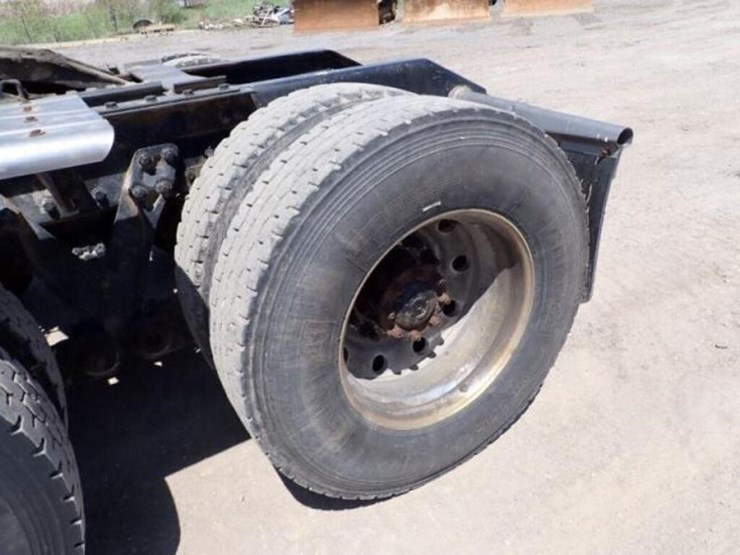 2019-kenworth-t880-image-49
