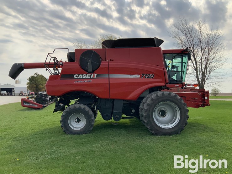 2012-case-ih-7120-image-4