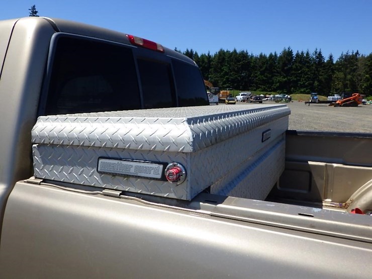 2005-chevrolet-silverado-3500-image-12