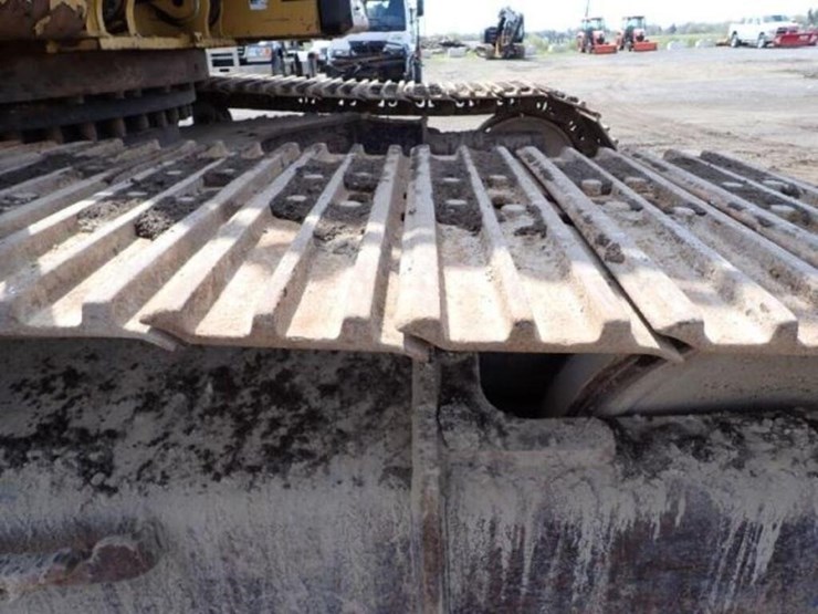 2016-caterpillar-336el-image-54