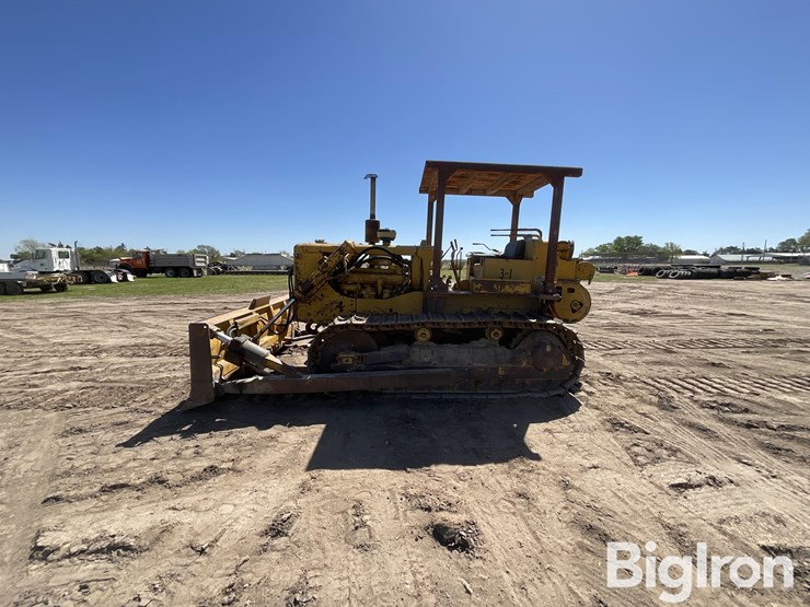caterpillar-d6b-image-8