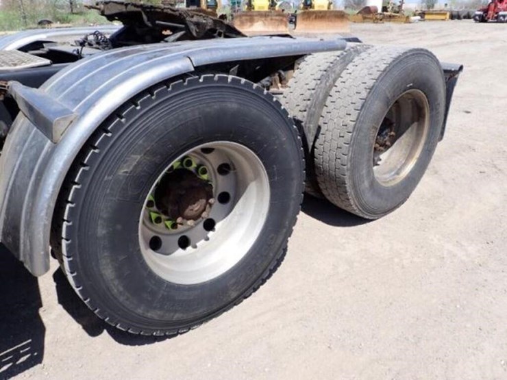 2019-kenworth-t880-image-45