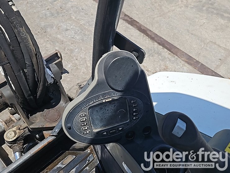 2019-bobcat-e32-image-34
