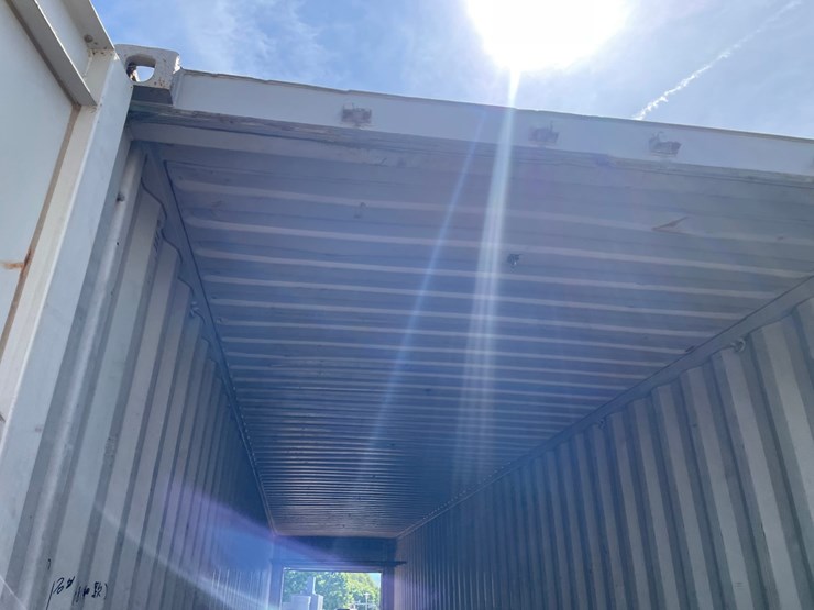 #4530-•-40'-high-cube-shipping-container-image-4