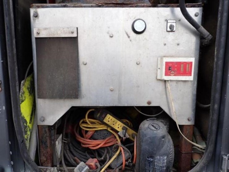 inoperable-2007-supervac-2000-on-2007-mack-ct713-1-image-101