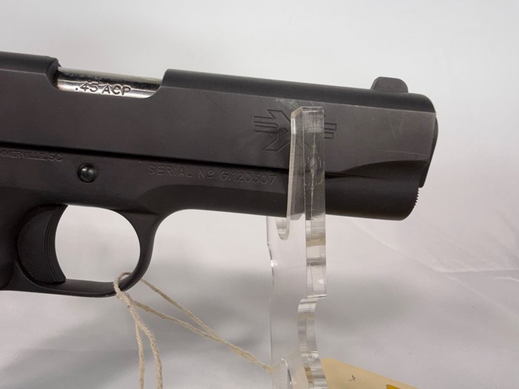 #47-•-american-tactical-m191161-45acp-pistol-gi120307-image-15
