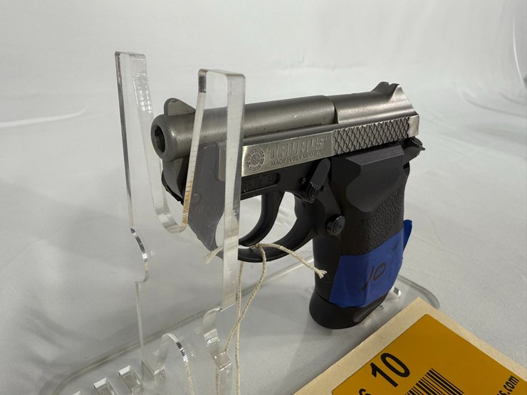 #10-•-taurus-pt-25-25-auto-pistol-031672-image-3