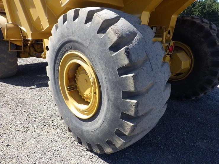 1985-caterpillar-d25c-image-35