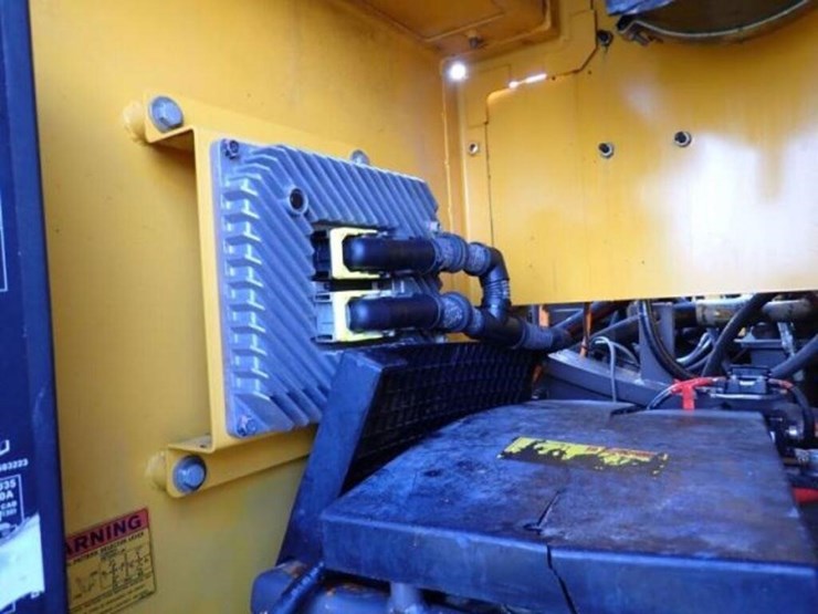 2015-volvo-ec250el-image-66