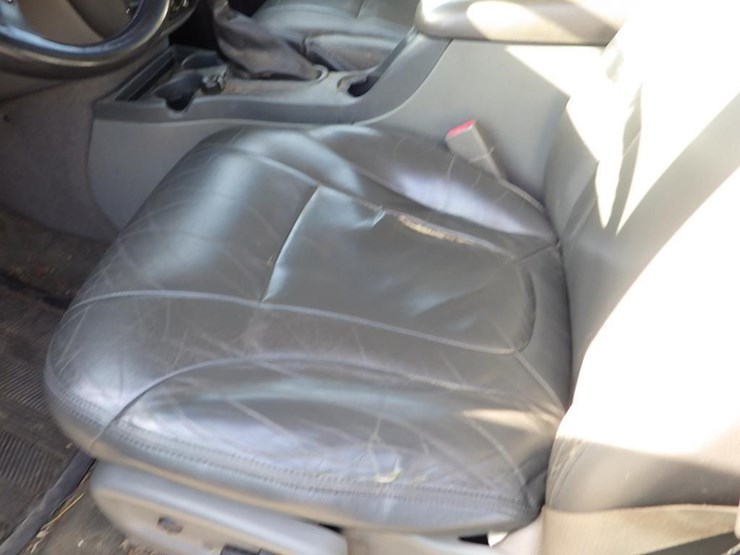 2003-chevrolet-blazer-image-25