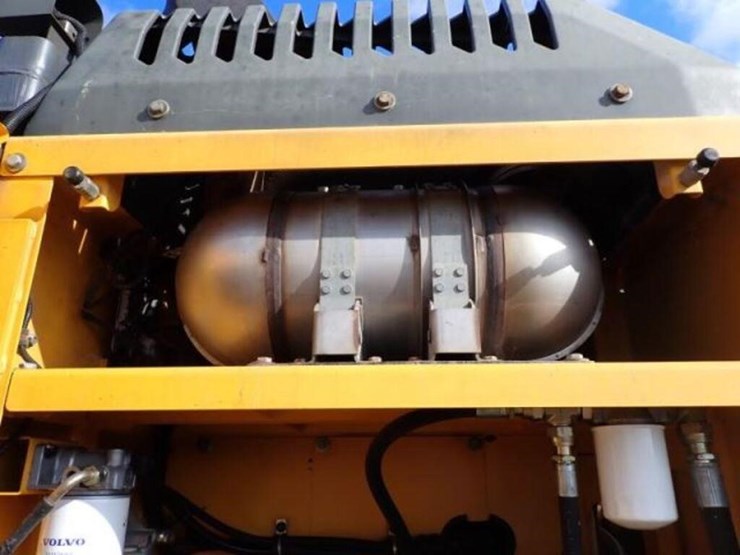 2015-volvo-ec250el-image-62