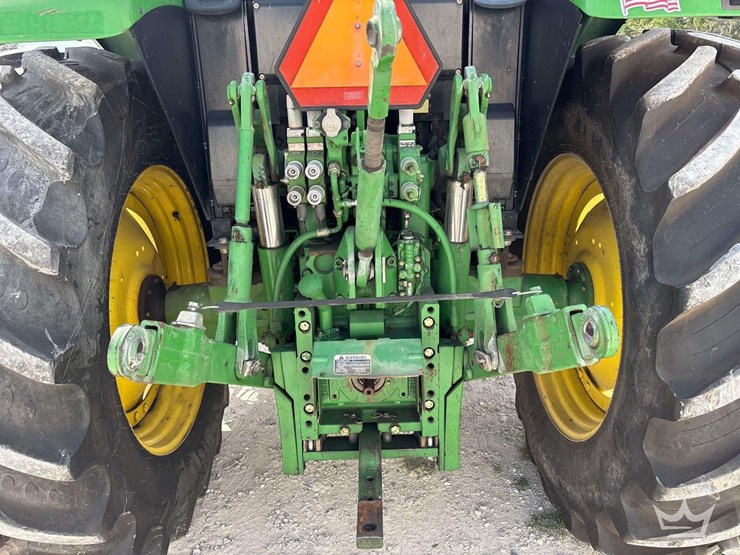 2014-john-deere-6125m-image-22