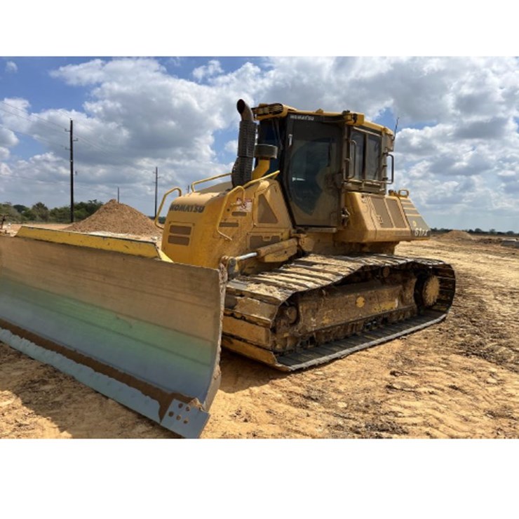 2024 KOMATSU D61PX-24