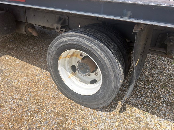 1997-gmc-t6500-image-5