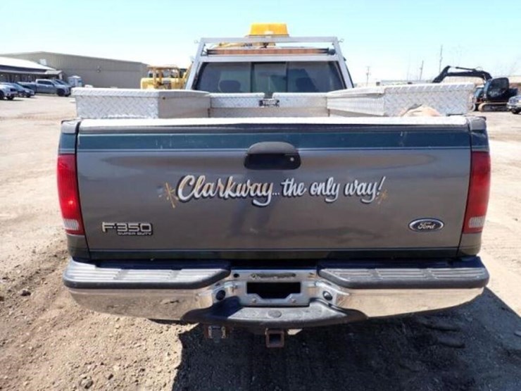 2002-ford-f350-image-28