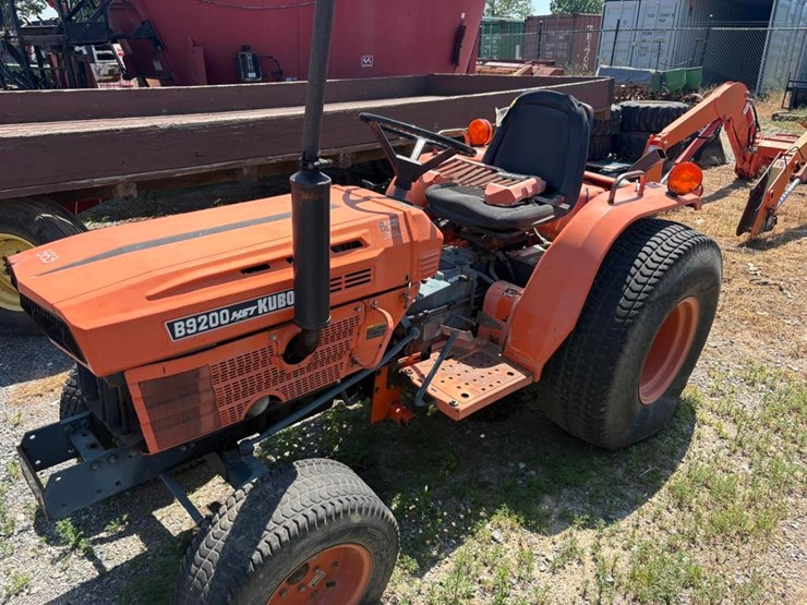 kubota-b9200-image-1