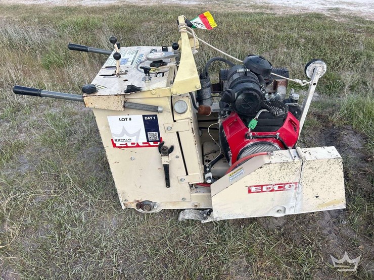 edco-ss-24-24h-self-propelled-walk-behind-concrete-saw-image-10