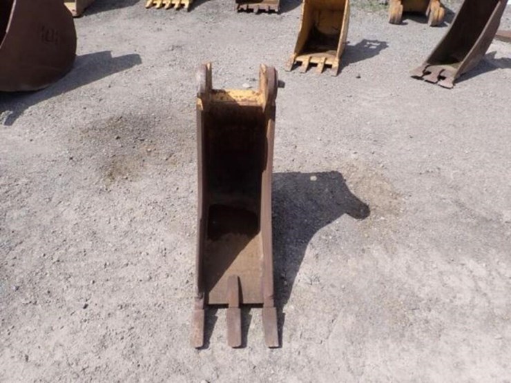 john-deere-310-image-2
