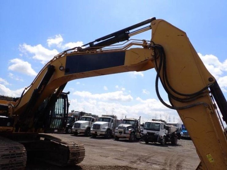 2016-caterpillar-336el-image-29
