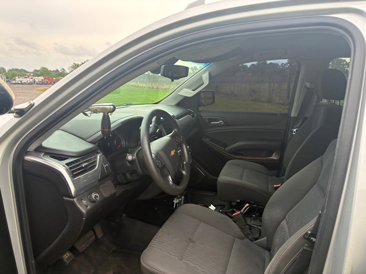2019-chevrolet-tahoe-image-9