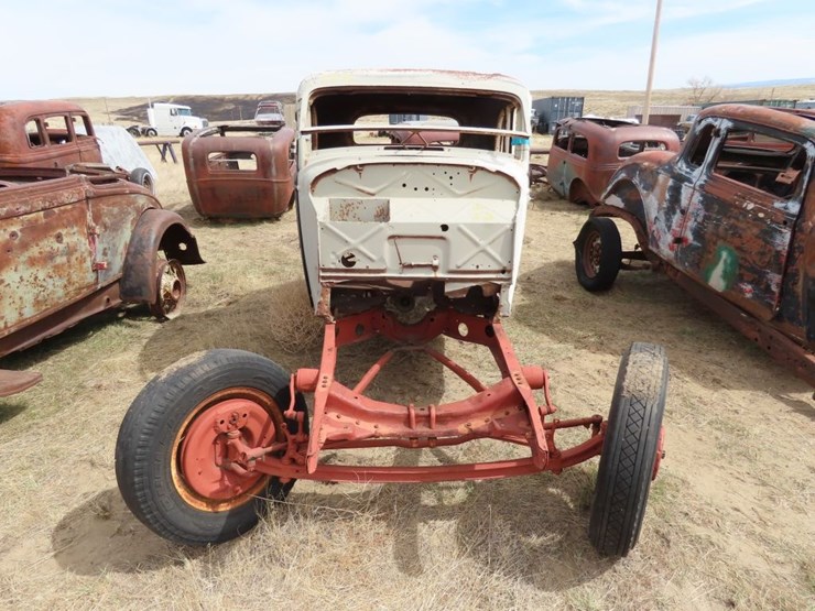 1934-ford-5-window-coupe-project-image-2