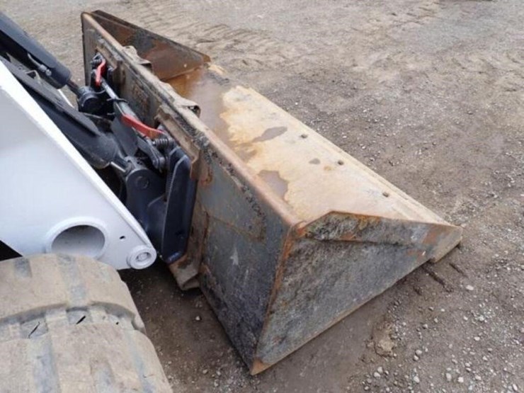 2021-bobcat-t870-image-27