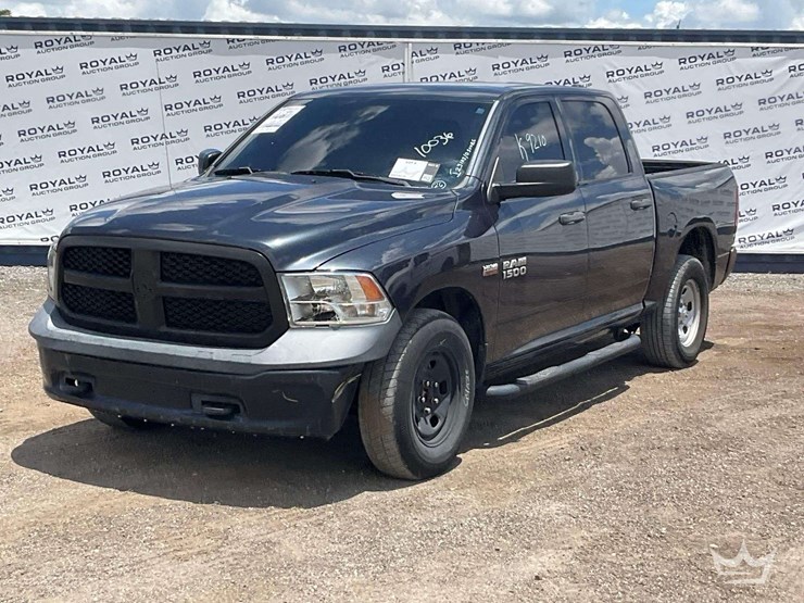 2016-dodge-1500-image-1