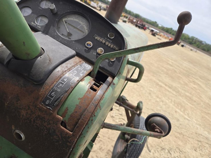 john-deere-4020-image-12