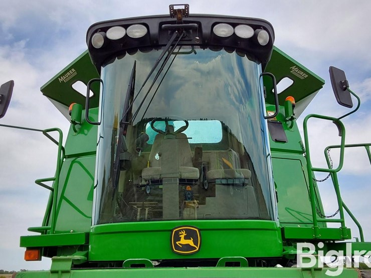 2010-john-deere-9570-sts-image-12