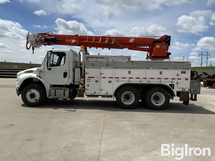 2014-freightliner-m2-106-image-16